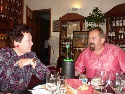 Akademicka Kavarna A Vinoteka