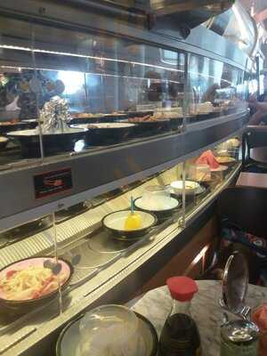 Makakiko Running Sushi