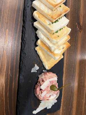 Maso A Kouř By Stejkárna