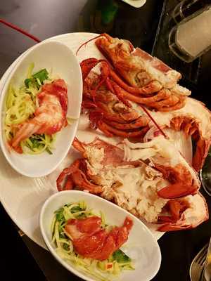 Zinc Bar & Restaurant