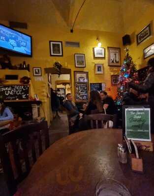 James Joyce The Irish Pub