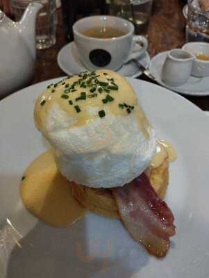 Kavárna Co Hledá Jméno