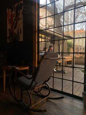 Kavárna Co Hledá Jméno