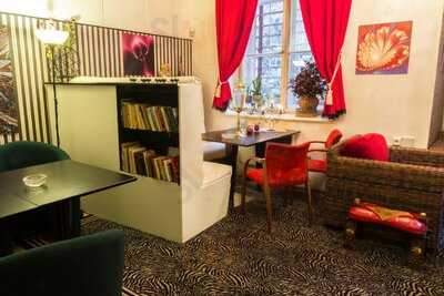 Dark Velvet Café Bar