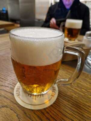 Potrefená Husa Na Verandách