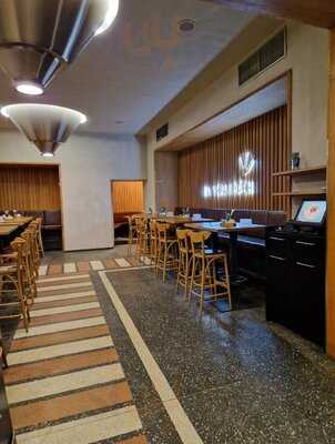 Potrefená Husa Na Verandách