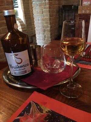 Zappadlo - Bar & Restaurant