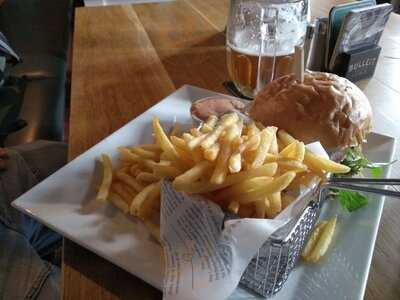 Hospůdka U Pětníka A Bar