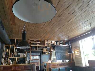 Hospůdka U Pětníka A Bar