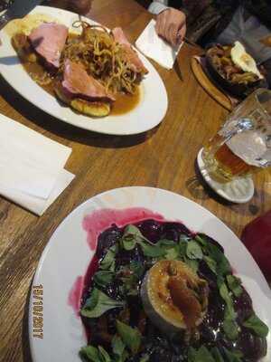 Zbraslavsky Hostinec