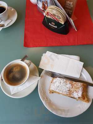 Kavárna Na Senovážném Náměstí