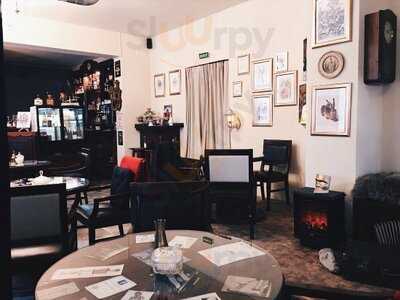 Metamorphosis Café & Bar