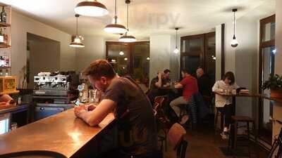 Botanic Bar & Bistro