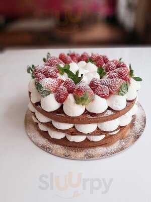 Kavárna - Cukrárna Elvíra