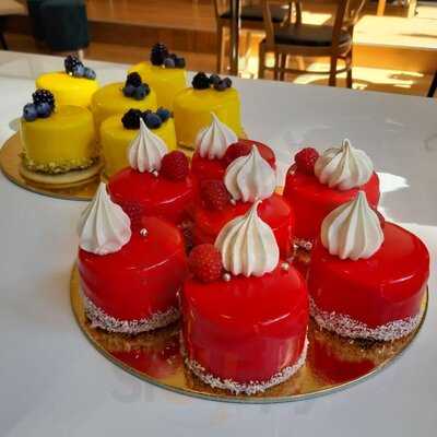 Kavárna - Cukrárna Elvíra