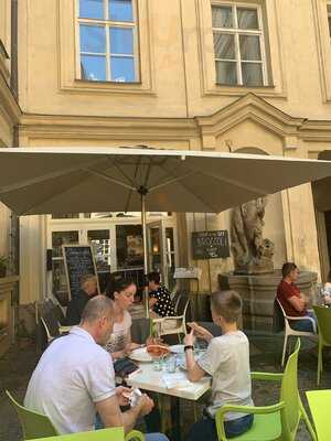 Art Cafe Karlova
