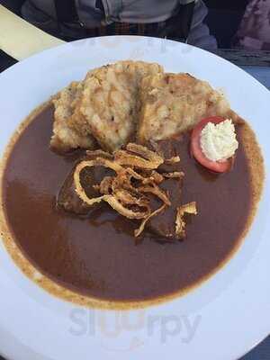 Hotel U Tri Pstrosu Restaurant