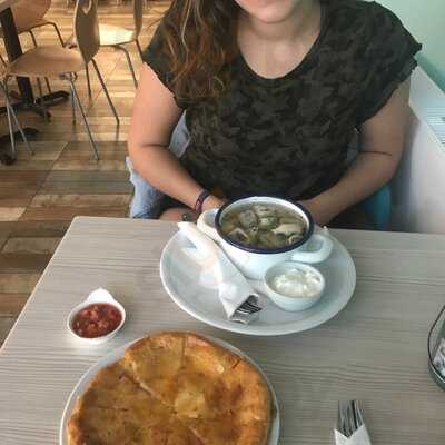 Bistro Kavarna  Toto