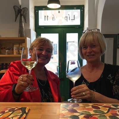 Naturel - Wine & Coffee