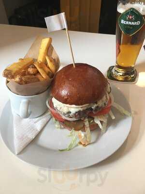 Hadog Burgers & Hotdogs Praha