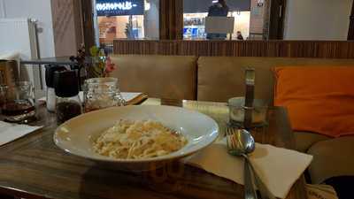 Da Vinci Restaurant & Caffe Bar