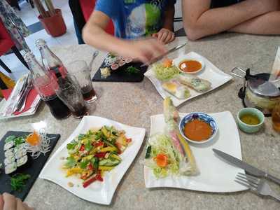 A Restaurant - Pravá Vietnamská Kuchyně & Sushi Bar