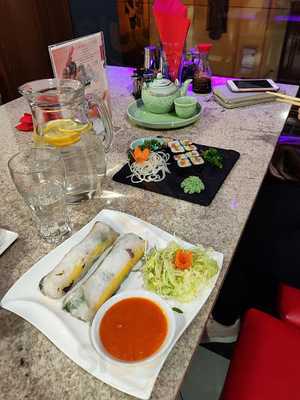 A Restaurant - Pravá Vietnamská Kuchyně & Sushi Bar