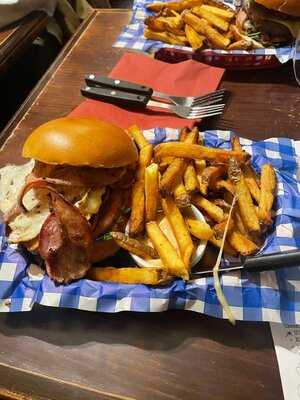 Sad Man's Tongue Bar & Bistro