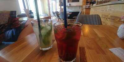 Kavárna - Cukrárna Elvíra