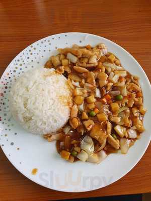 Cinska Restaurace Cervene Jablko