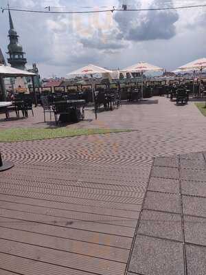 Fashion Club & Restaurant Prague