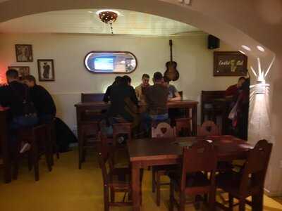 Suterén Pub