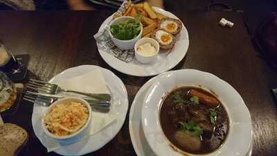 The Erin's Flag Irish Pub