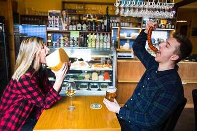 Cellarius Karlín Wine & Beer Bar