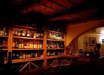 Ambix Gypsy Club And Restaurant