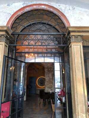 U Tří Zlatých Hvězd