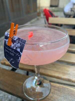 Point Café & Gallery