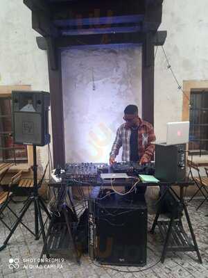 Point Café & Gallery