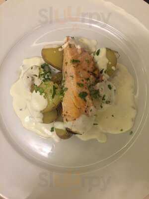 Symphonia Restaurant