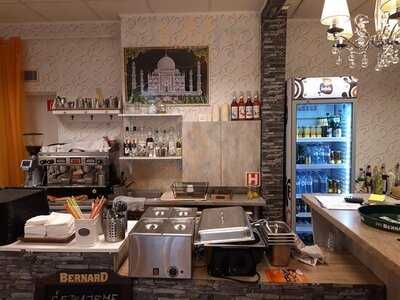 Touch Of India Restaurant & Bar