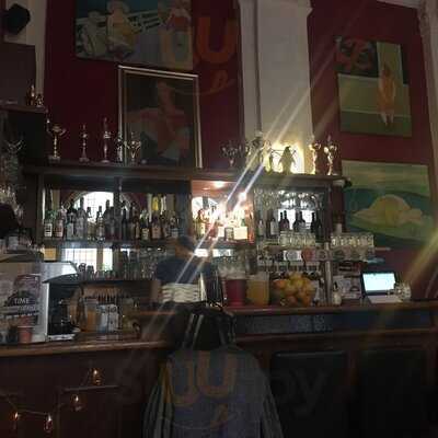 The Globe Bookstore And Cafe