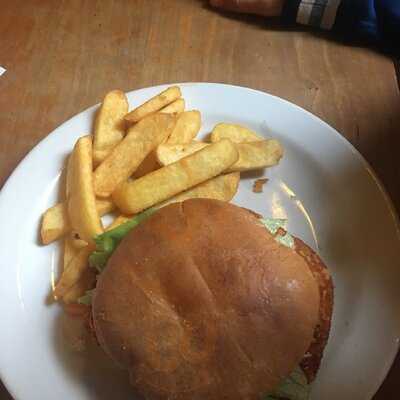 The Globe Bookstore And Cafe