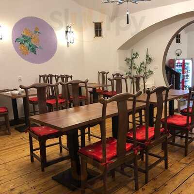 Moon Gate Restaurant