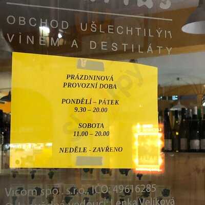 Vinotéka Cellarius Lucerna