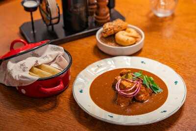 U Matěje Kotrby Hostinec A Bar