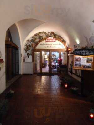 Malostranské Hospůdky U Tří Zvonků