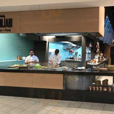 Punjabi Food Letňany Shopping Center