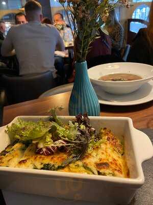 Bruno Café & Restaurant