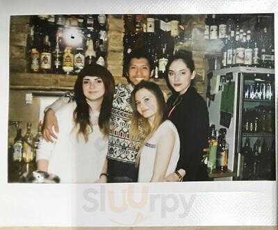 Dungie's Bar - Drinks & Snack