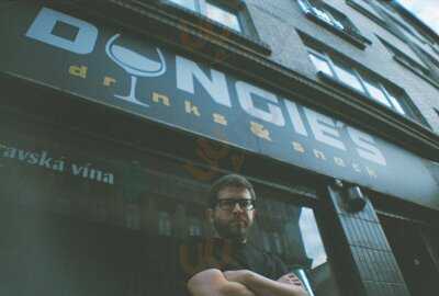 Dungie's Bar - Drinks & Snack